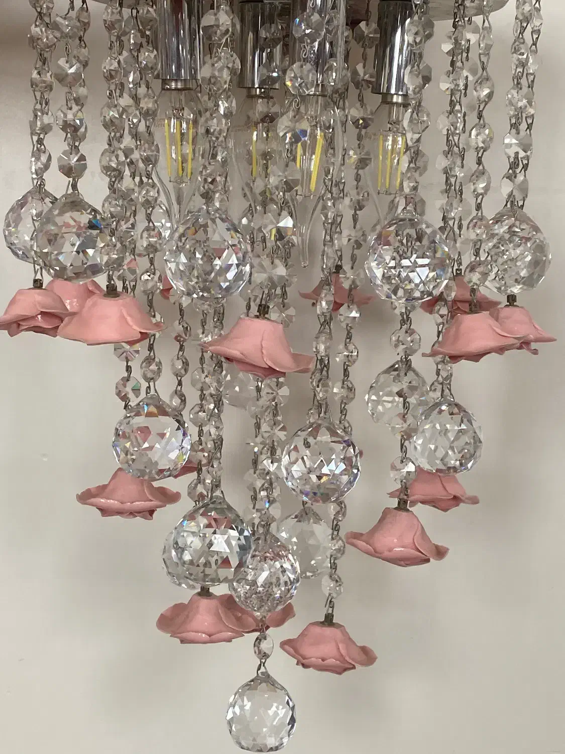 لوستر طرح لوکس گل رز|لوستر و چراغ آویز|مسجد سلیمان, |دیوار