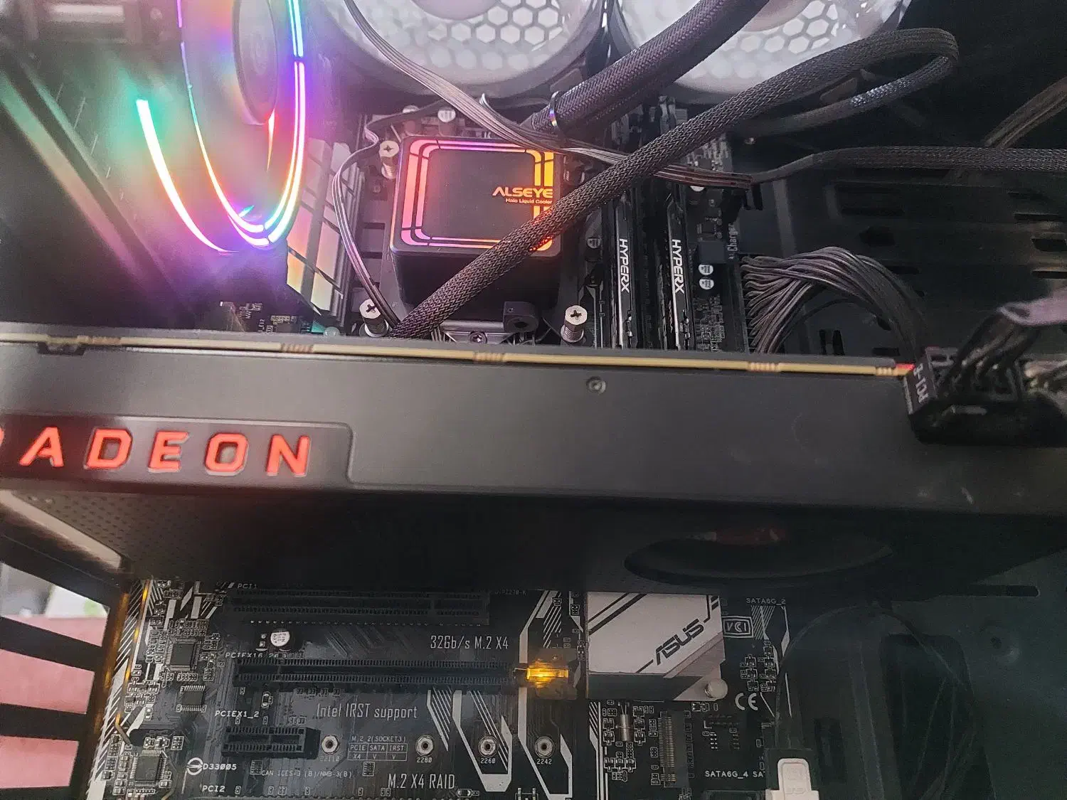 کارت گرافیک vega64 Amd قوی تر از rx5700 و ۸ گیگ|قطعات و لوازم جانبی رایانه|بابل, |دیوار