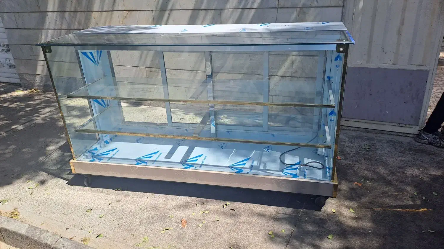 ویترین شیرینی|فروشگاه و مغازه|ری, هاشم‌آباد|دیوار