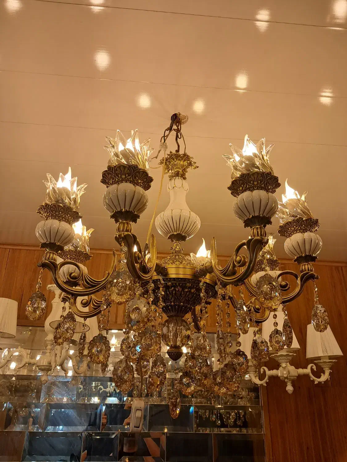 لوستر نگارین|لوستر و چراغ آویز|برخوار, |دیوار