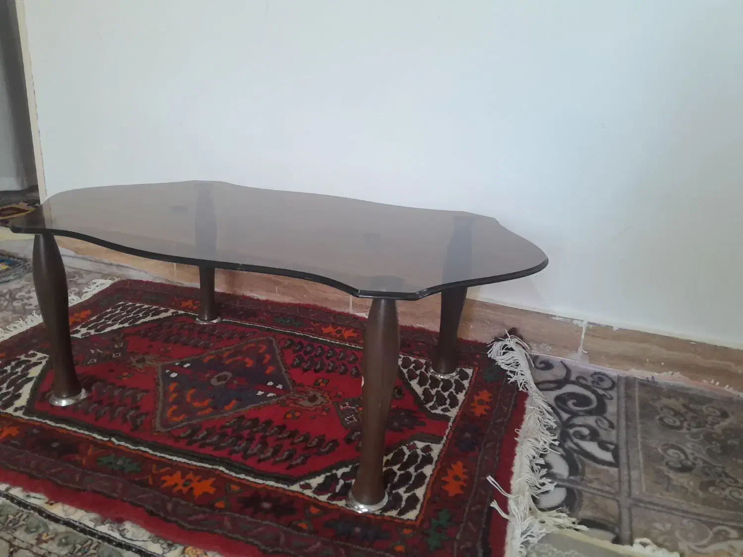 جلومبلی|مبلمان خانگی و میز عسلی|سجاس رود, |دیوار