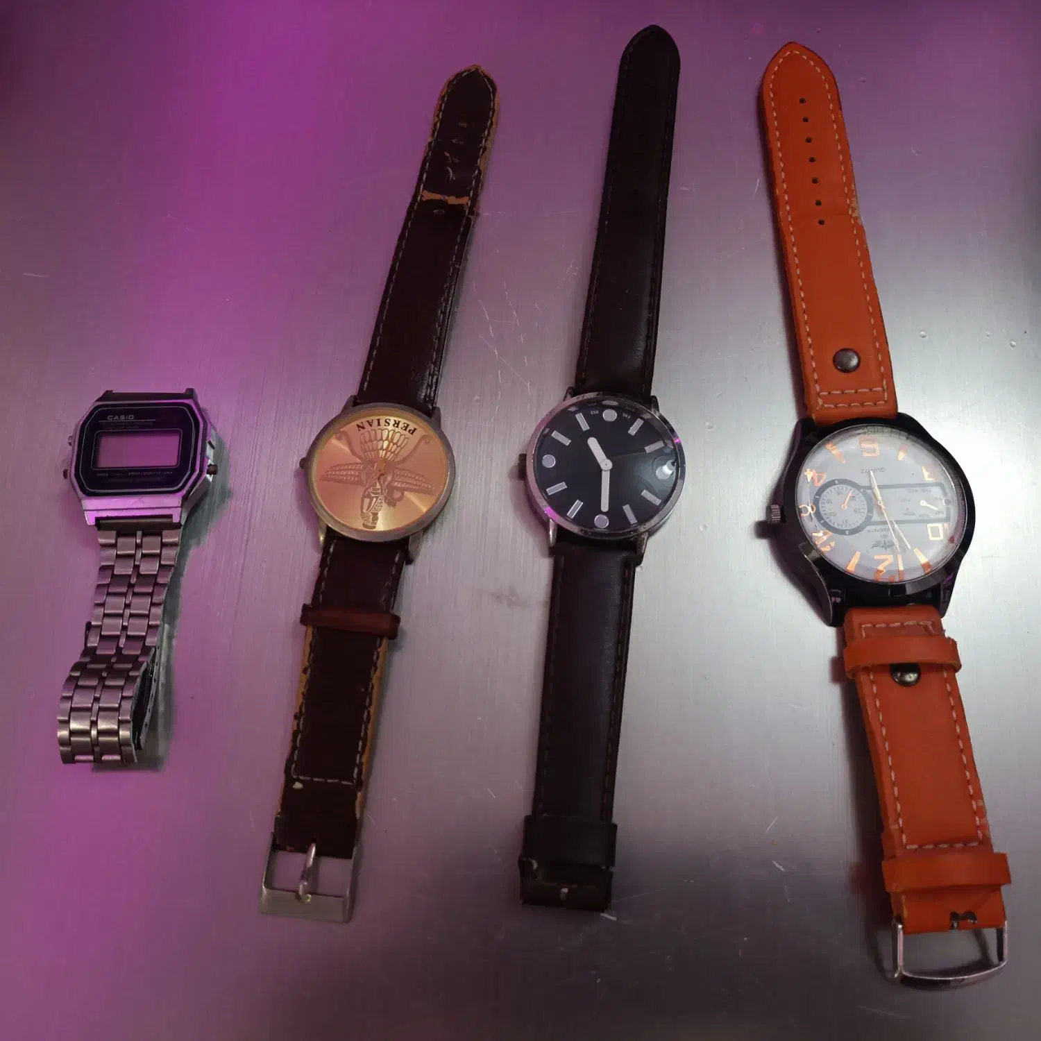 تعدادی ساعت سالم|ساعت|رشت, آب و برق|دیوار