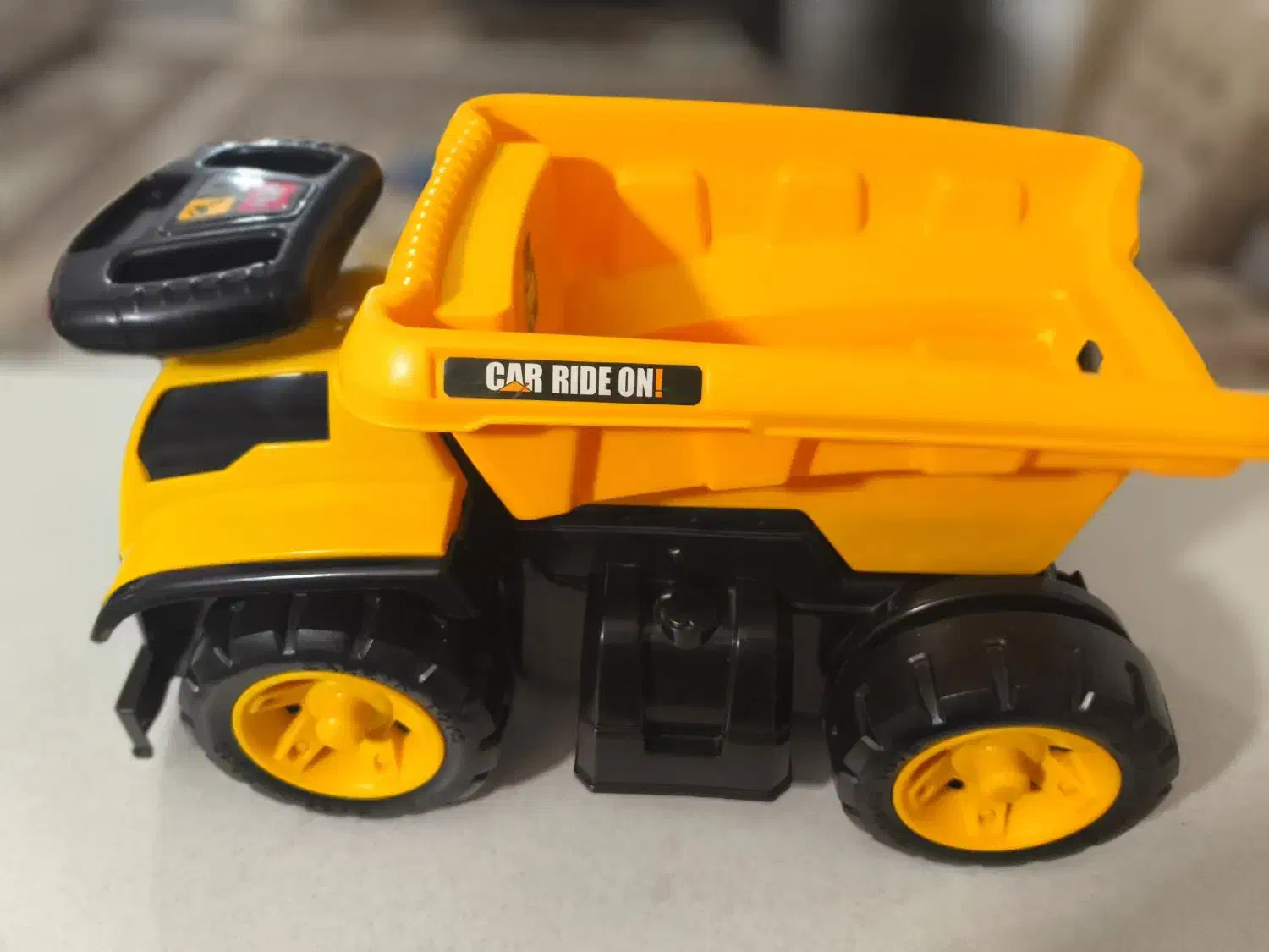 کامیون بزرگ اسباب بازی|اسباب‌‌بازی|قدس, شهر‌قدس|دیوار