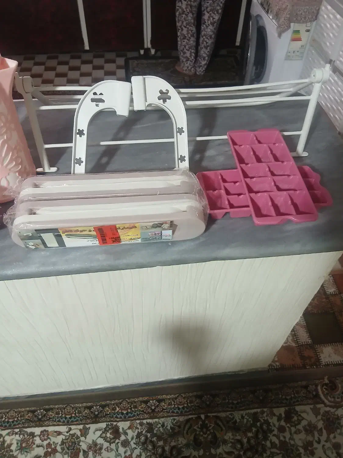 ظروف پلاستیکی|ظروف نگهدارنده، پلاستیکی، یک‌بارمصرف|قائم‌شهر, |دیوار