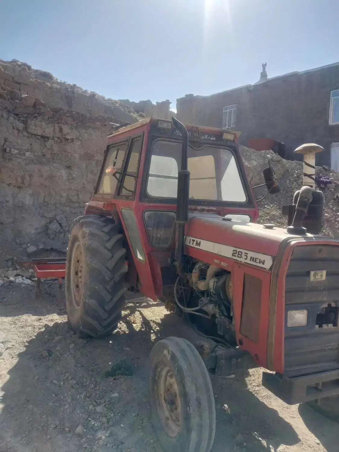 تراکتور ۲۸۵ با لوازم|خودرو سنگین|ملکآباد, |دیوار