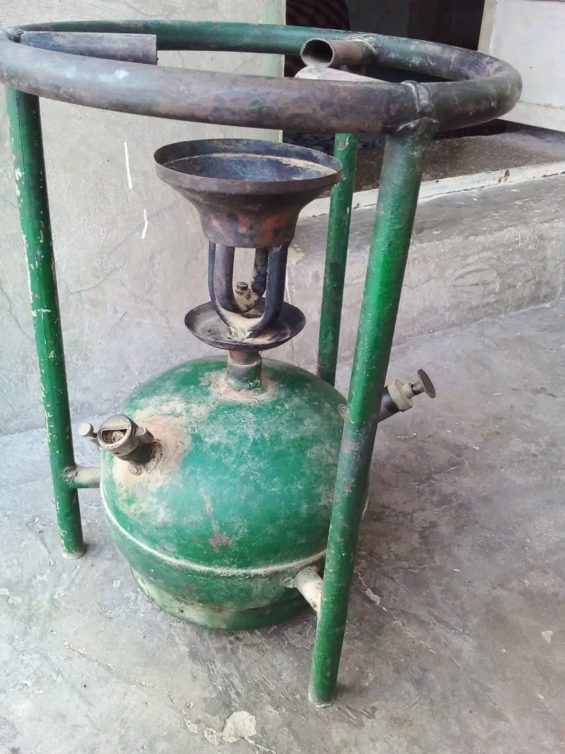 ۰  فر نفتی قدیمی با قیمت مناسب|کلکسیون اشیاء عتیقه|لردگان, |دیوار