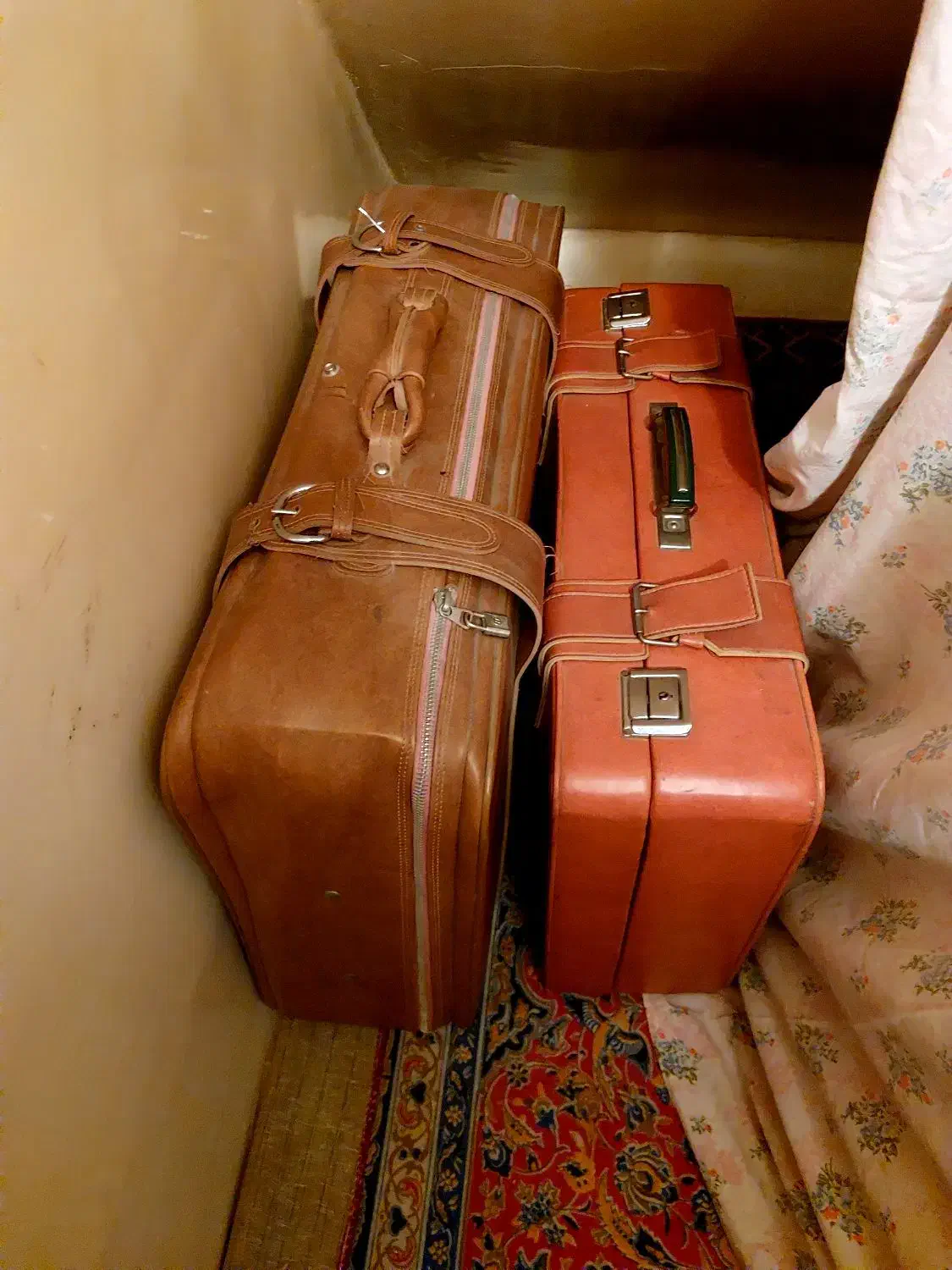 چمدان قدیمی|کیف، کفش، کمربند|بندر ماهشهر, |دیوار