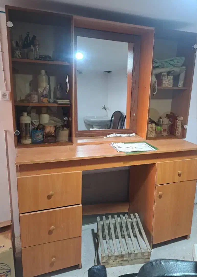 وسایل ارایشگاه|آرایشگاه و سالن‌های زیبایی|رودبار, |دیوار