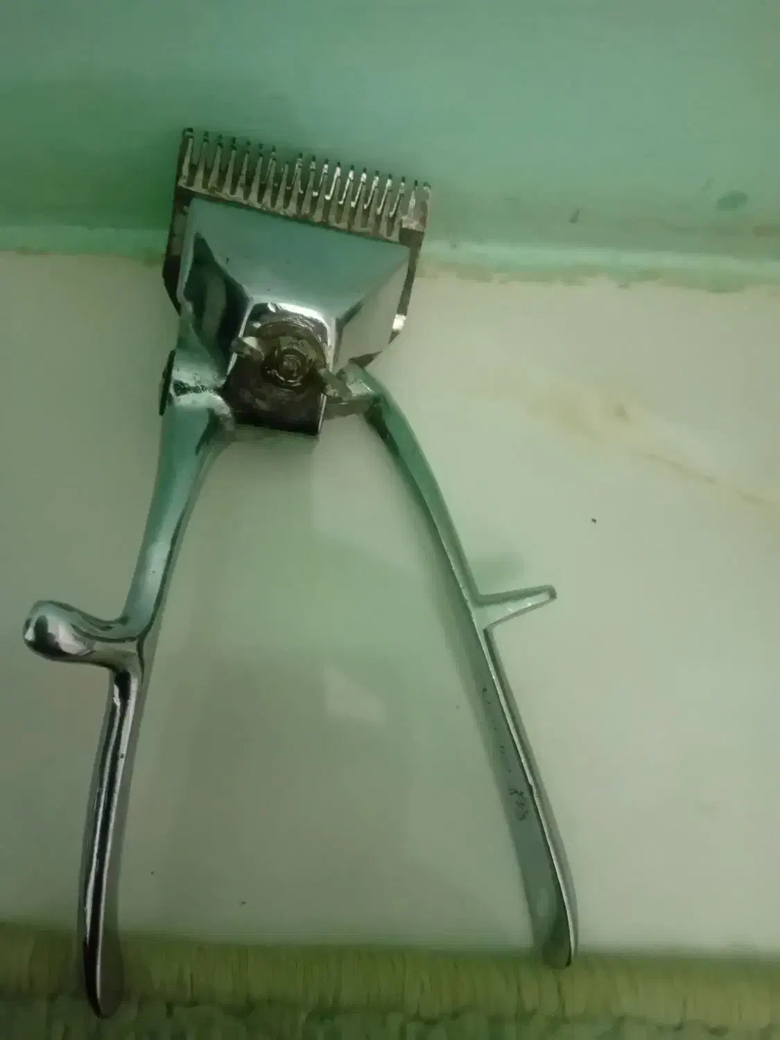 کلکسیونی عتیقه|کلکسیون اشیاء عتیقه|قرچک, مجتمع گلشهر|دیوار