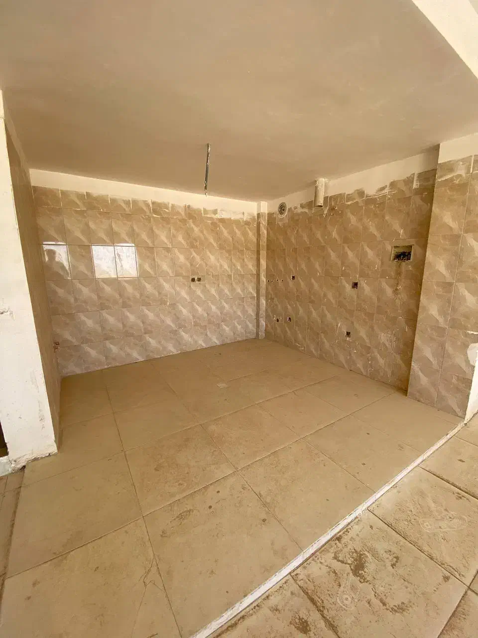 واحدخام/دوخواب ۸۰ متری/ غرق نور/دنج و آرام|فروش آپارتمان|هشتگرد, فاز ۷ مهستان|دیوار