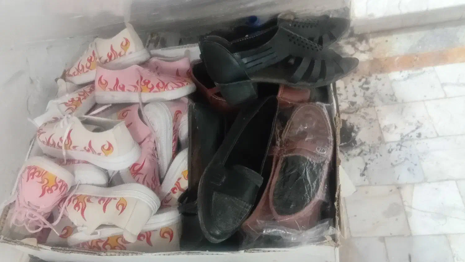 کفش اسکیچرز|کیف، کفش، کمربند|سبزوار, امیر کبیر|دیوار