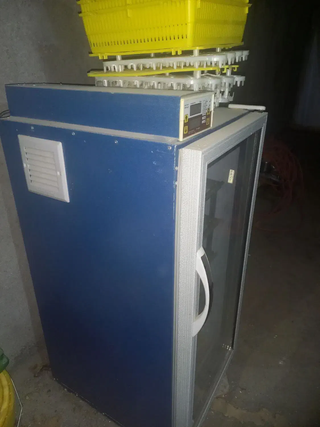 دستگاه جوجه کشی|لوازم جانبی حیوانات|فریمان, |دیوار