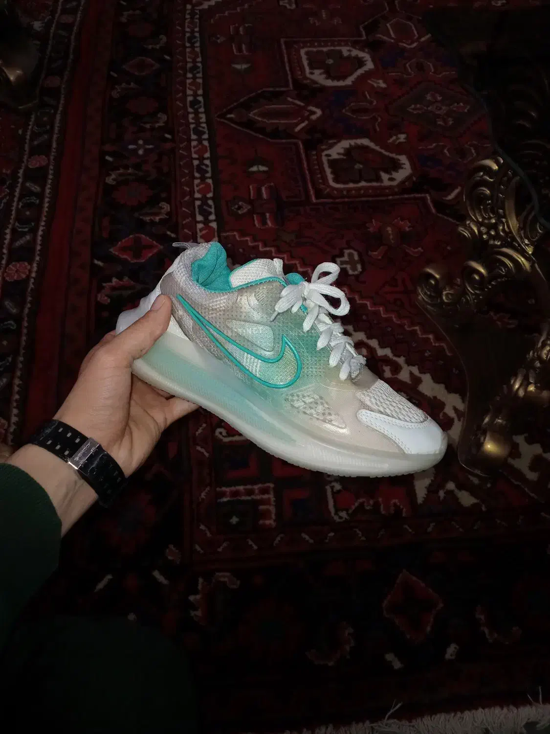 کتونی خارجی سایز.   39 و40میخوره|کیف، کفش، کمربند|مرند, |دیوار