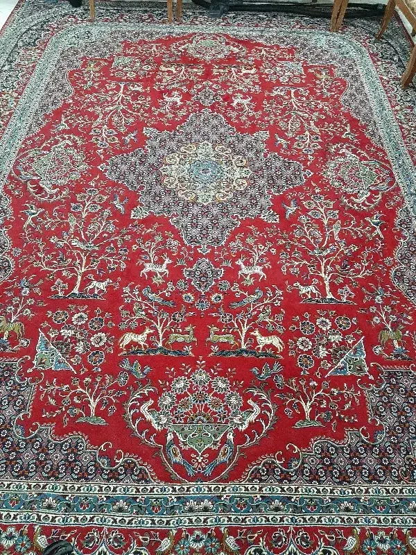 فرش ۱۲ متری سالم و زیبا فروش فوری|فرش|بومهن, |دیوار