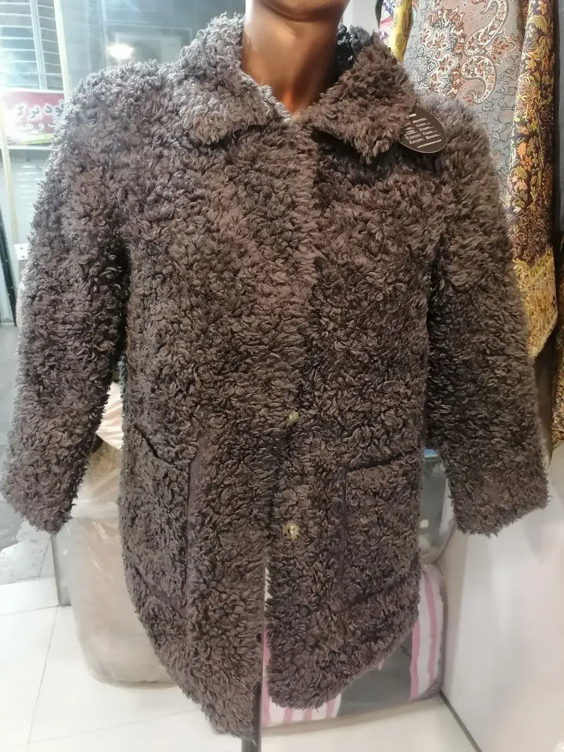 کاپشن بوفالو|لباس|شیراز, سینما سعدی|دیوار