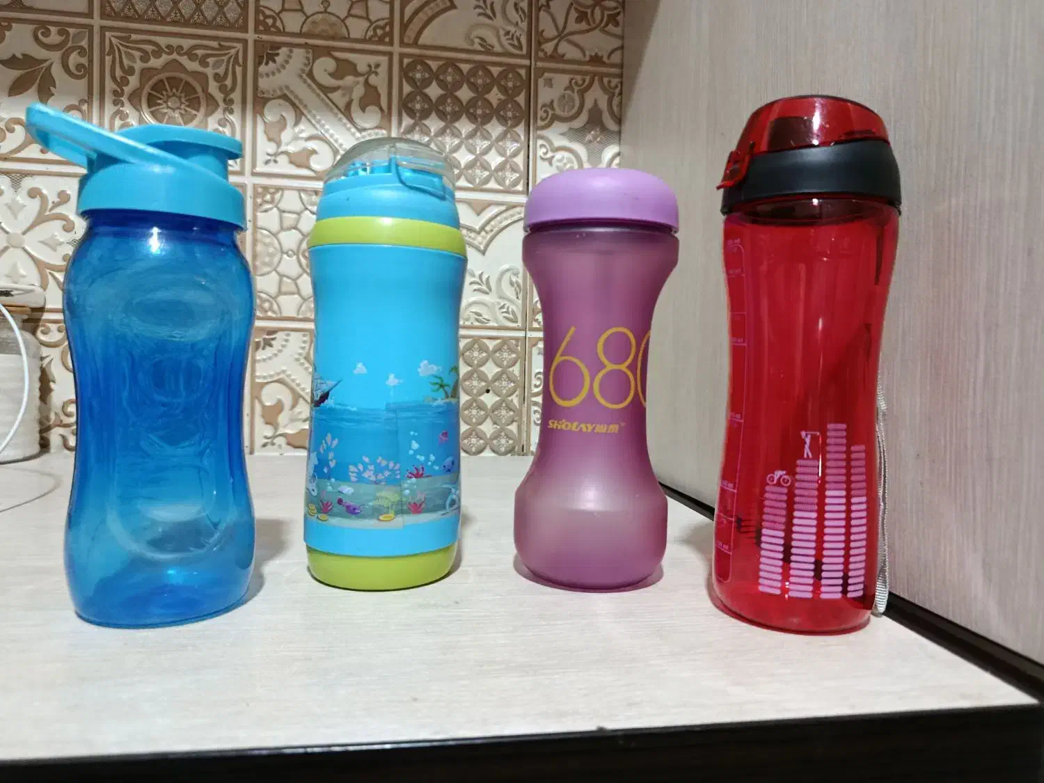 قمقمه مدرسه|اسباب و اثاث بچه|قدس, شهرقدس|دیوار