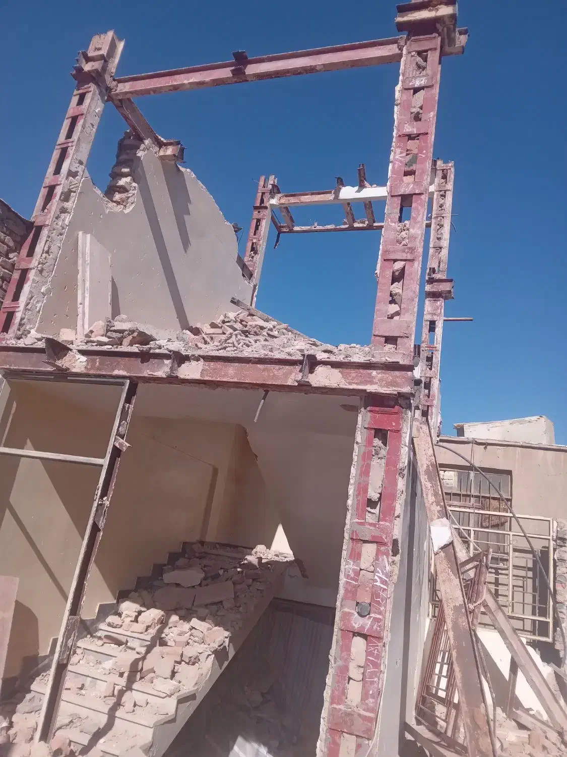 برشکاری و جوشکاری سیار با هوابرش|خدمات پیشه و مهارت|زاهدان, |دیوار