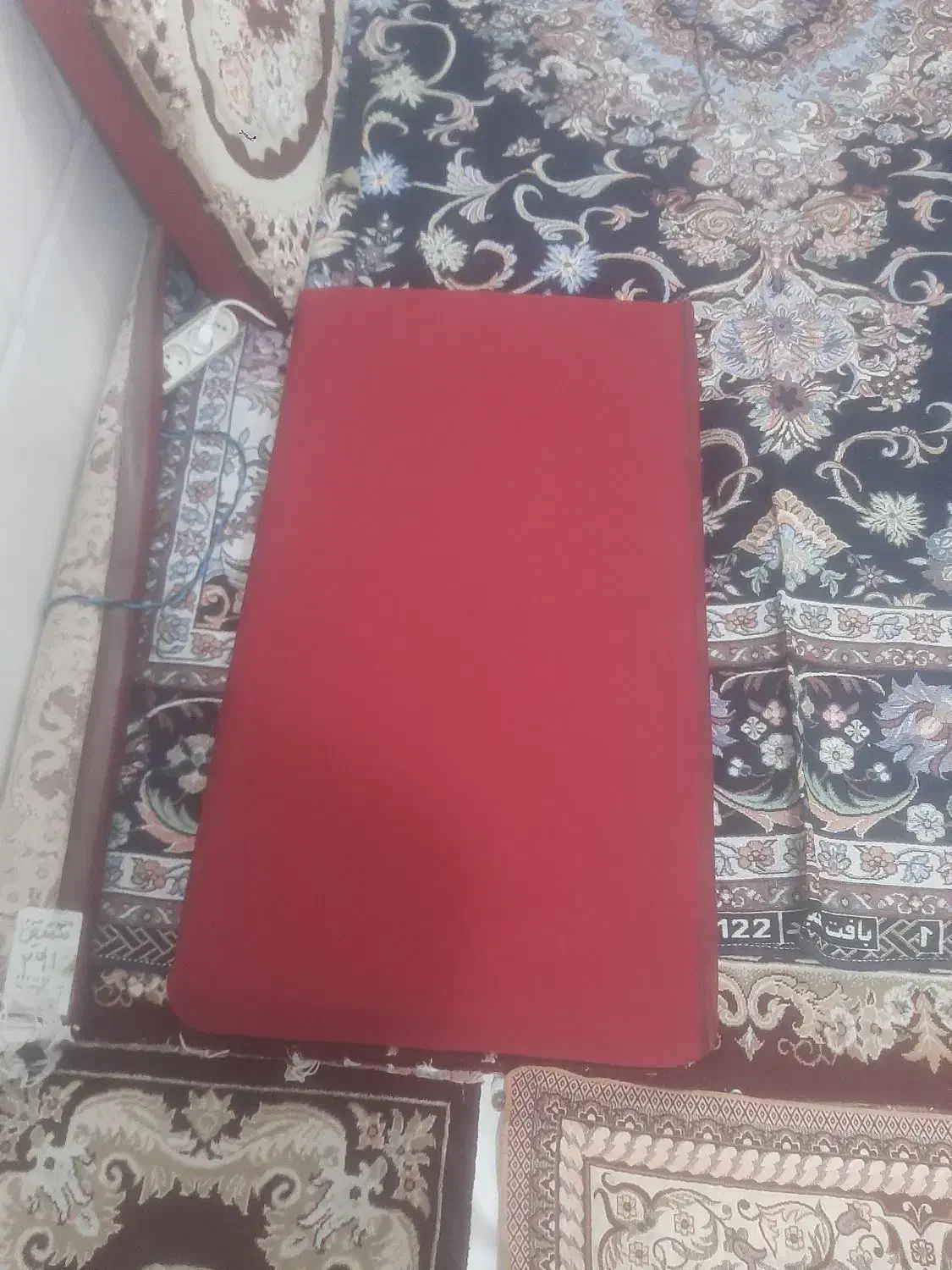 پشتی طرح برجسته‌ درحد نو|پشتی|قم, ولیعصر|دیوار