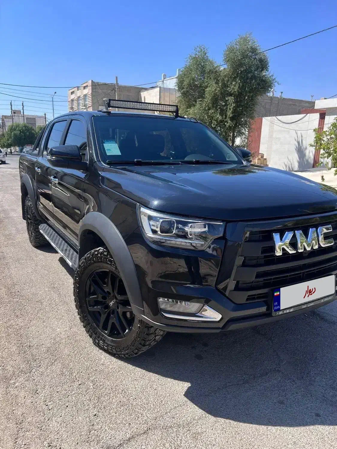 کی ام سی t8 مدل ۱۴۰۱|خودرو سواری و وانت|شیراز, فرهنگ شهر|دیوار