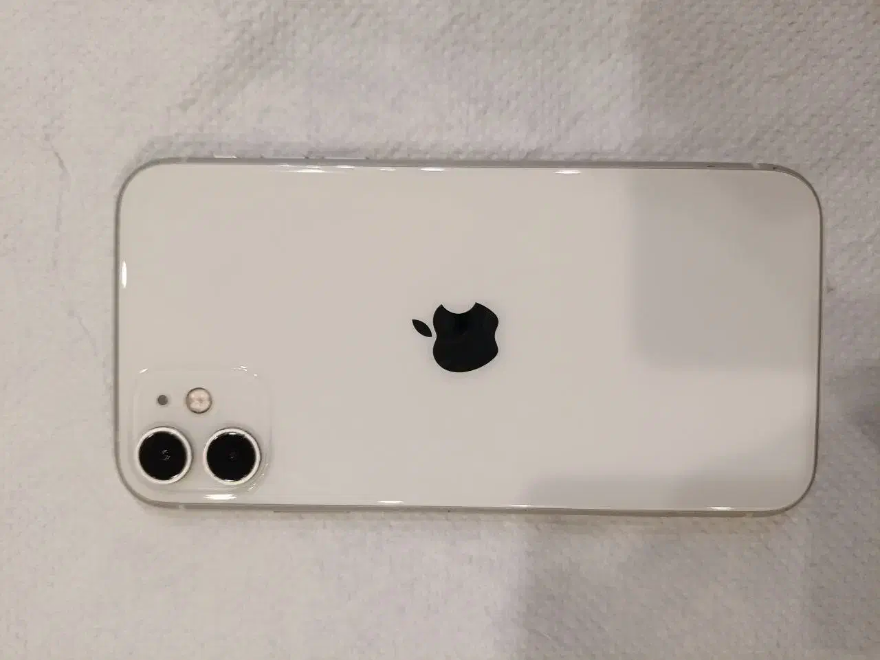 ایفون ۱۱ نرمال|موبایل|بومهن, |دیوار