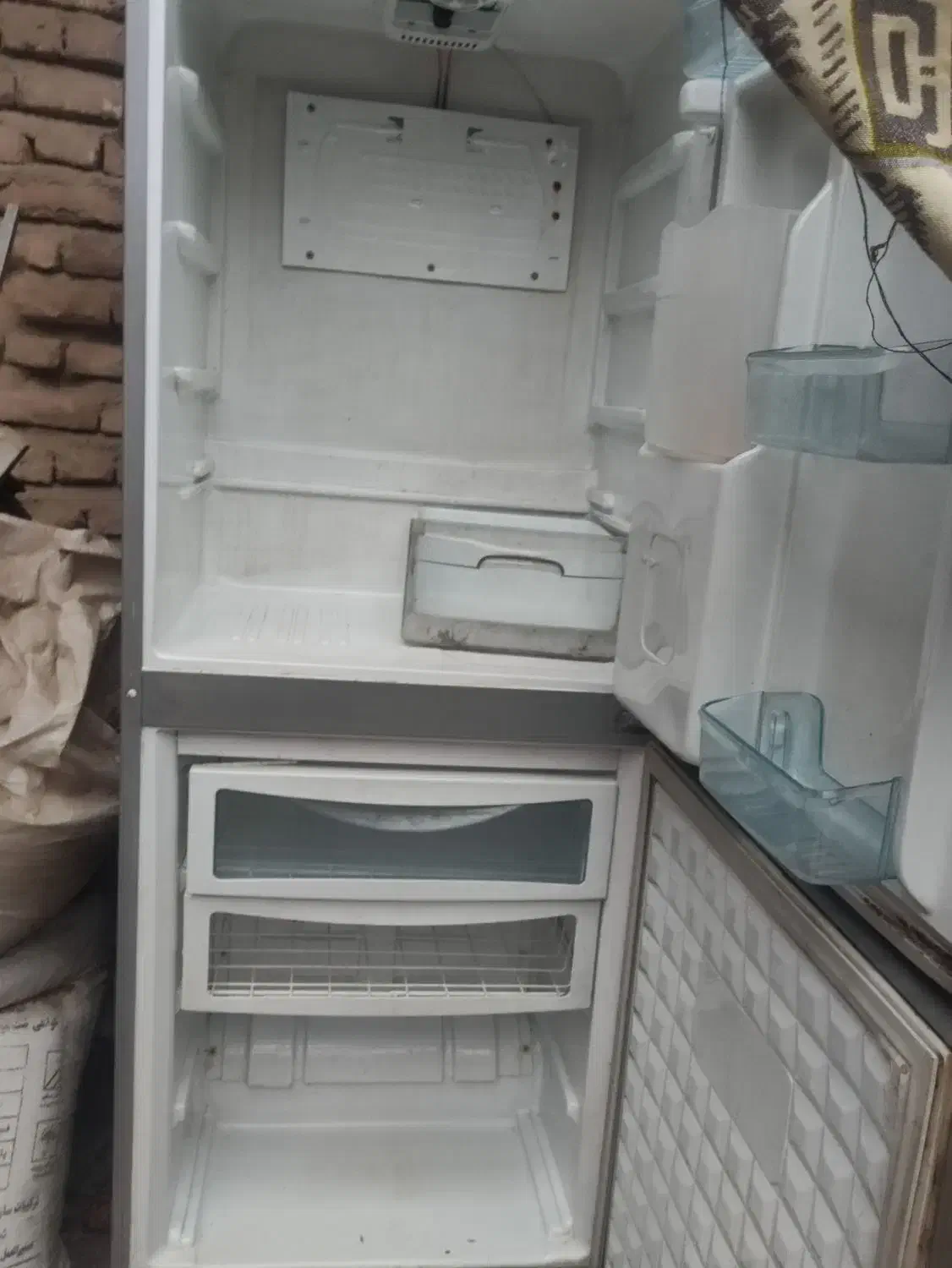 یخچال|یخچال و فریزر|قرق, |دیوار