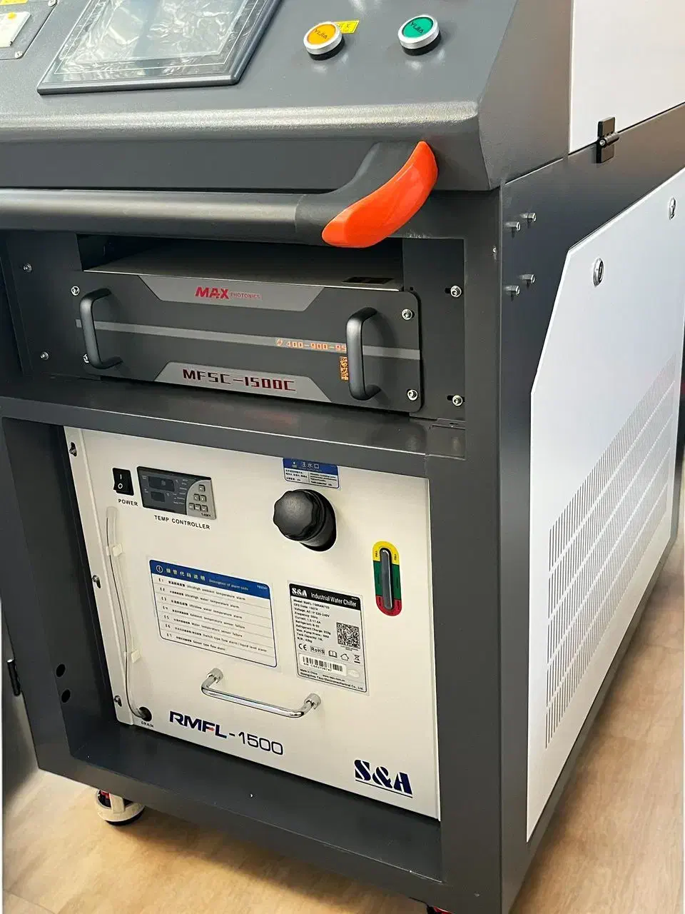 دستگاه جوش لیزری ۴ کاره برش، زنگزداو تمیز کننده|ماشین‌آلات صنعتی|تهران, ترمینال غرب|دیوار