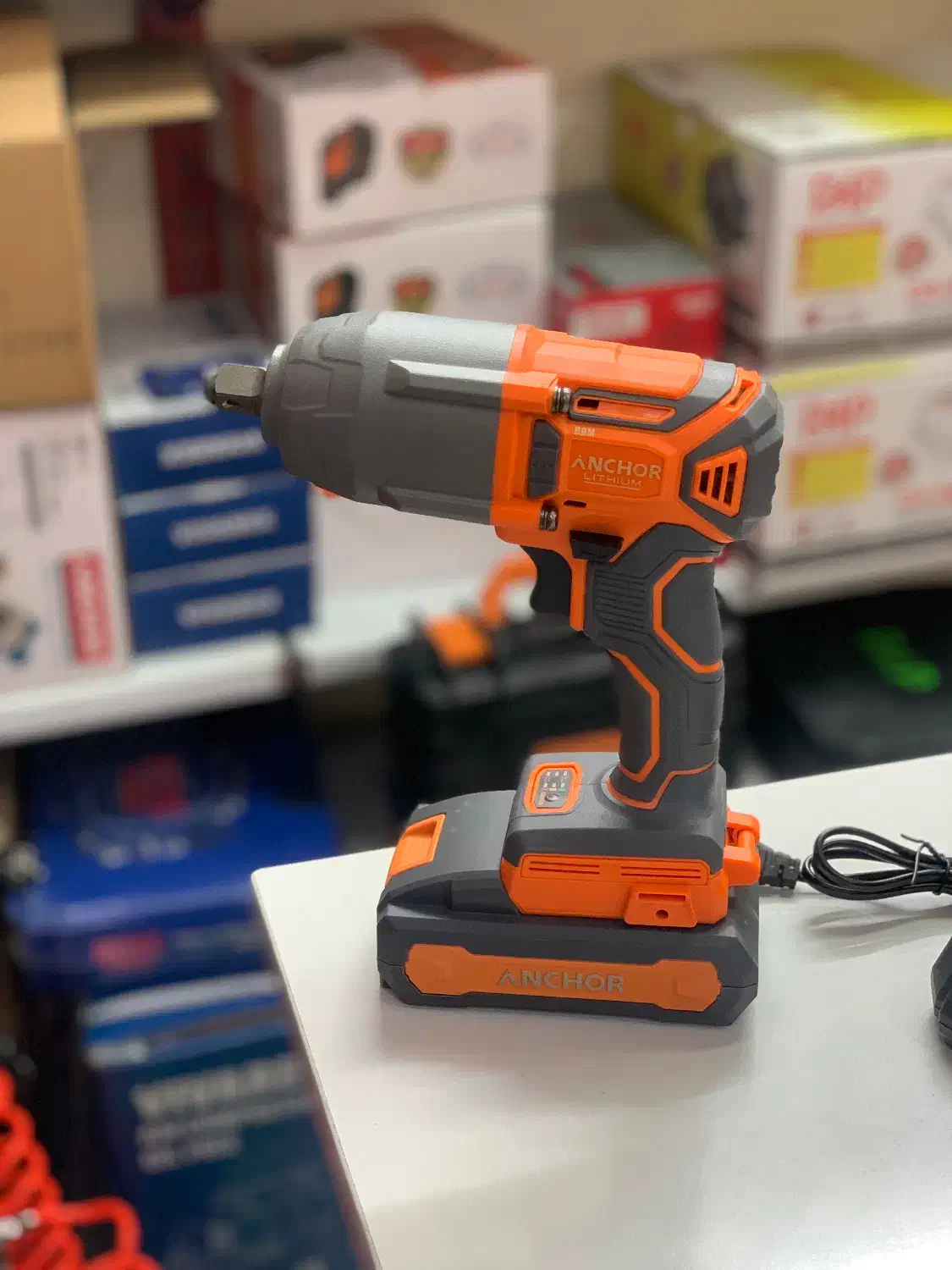 بکس شارژی ۱۰۰۰ نیوتن آنکور|ابزارآلات|تهران, بهجت‌آباد|دیوار