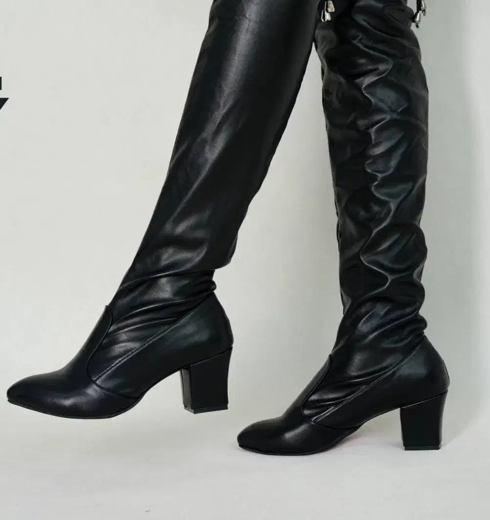 فروش بوت جورایی سایز ۳۹|کیف، کفش، کمربند|اندیشه, اندیشه فاز ۱|دیوار