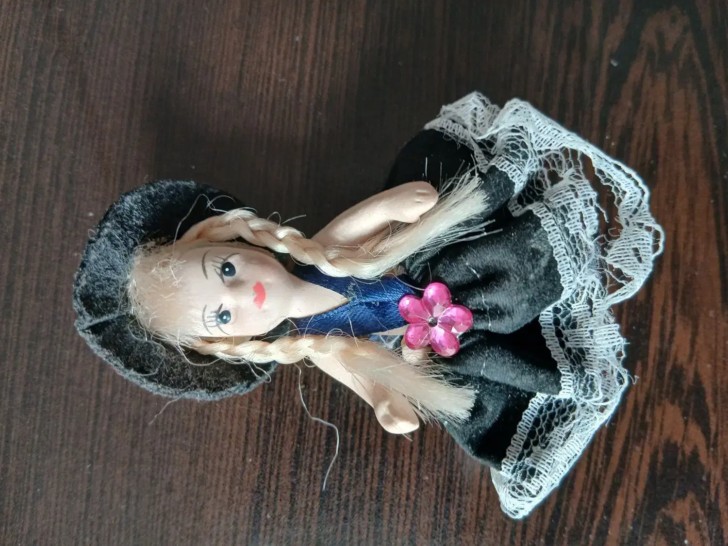 عروسک سرامیکی قدیمی|کلکسیون اشیاء عتیقه|تهران, شهرک غزالی|دیوار