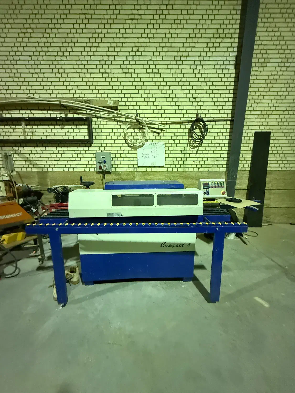 لبه چسبان نوین چوب|ماشینآلات صنعتی|اصفهان, پارک سلمان فارسی|دیوار