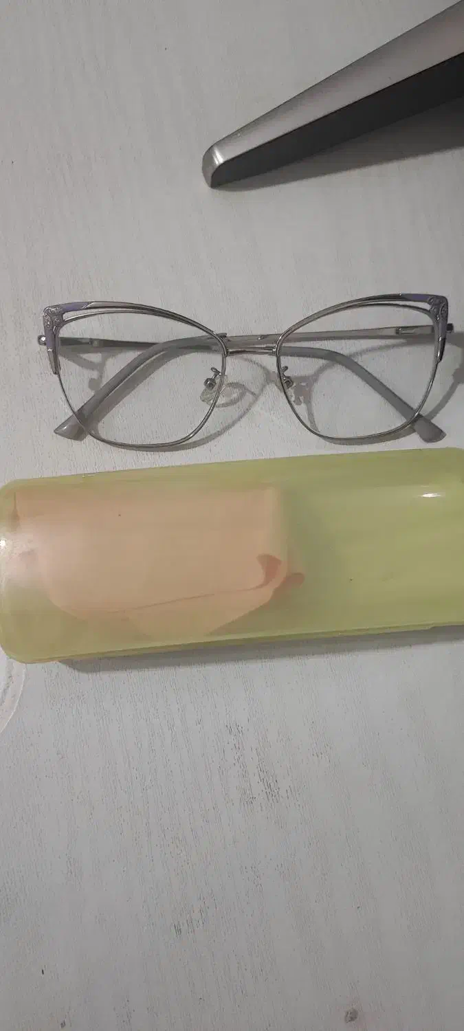 عینک طبی اصل|زیورآلات و اکسسوری|شیراز, سلطان آباد|دیوار
