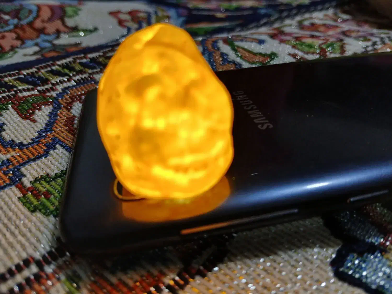 یاقوت.زرد|جواهرات|قزوین, |دیوار