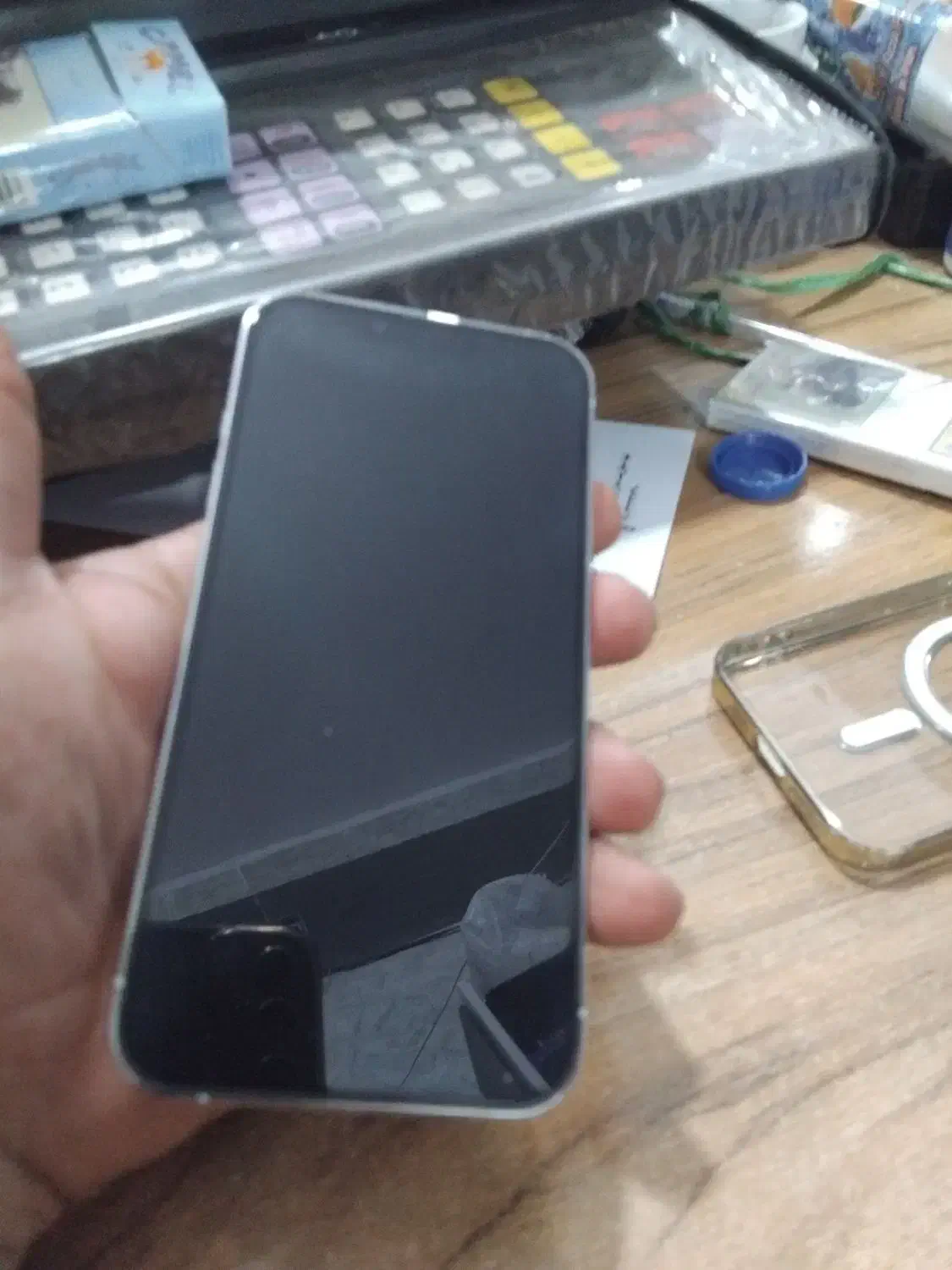 اپل iPhone 13 Pro با حافظهٔ ۲۵۶ گیگابایت|موبایل|کرمانشاه, |دیوار