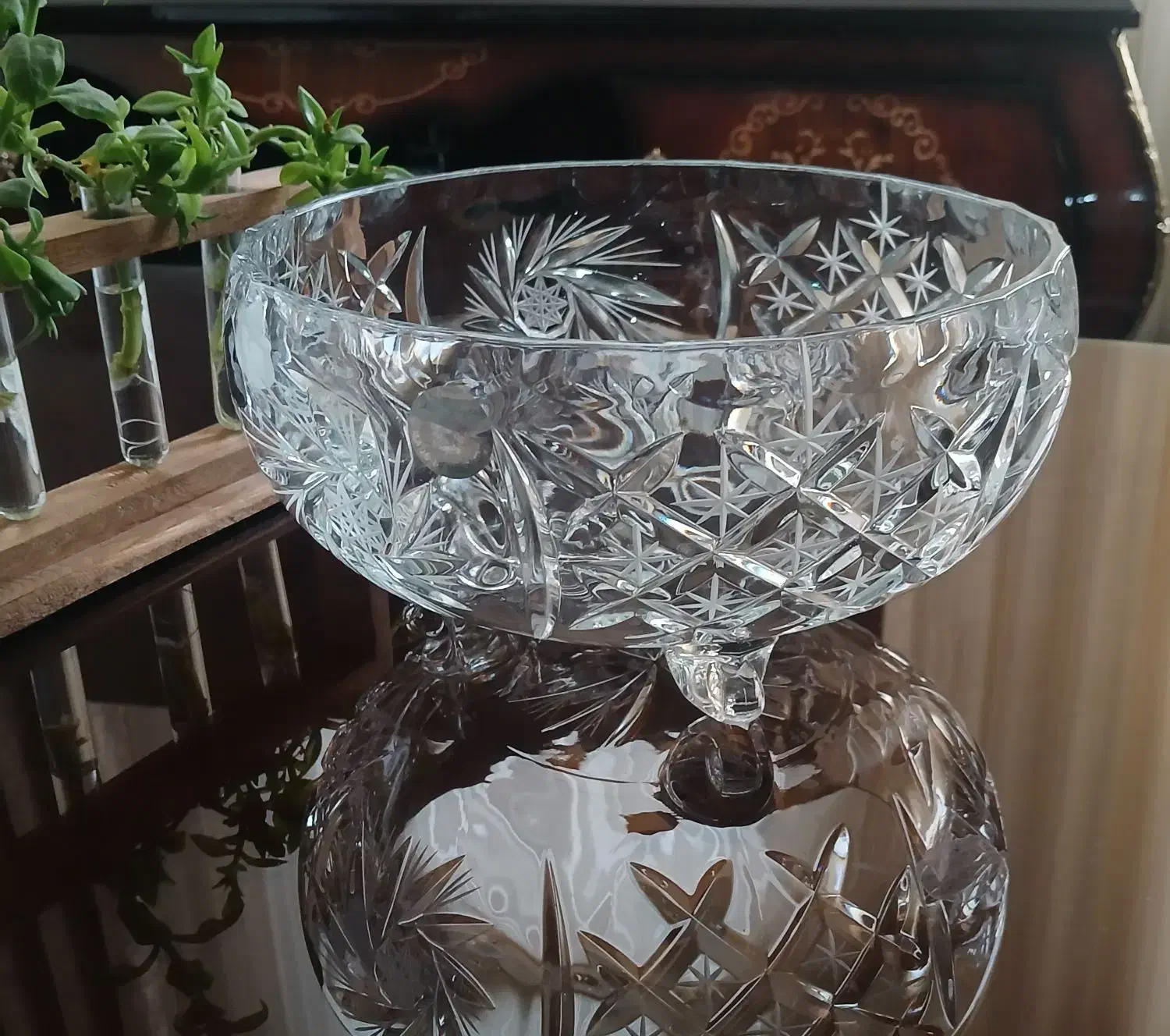 تعدادی ظروف کریستالی|ظروف سرو و پذیرایی|قرچک, زیبا شهر|دیوار