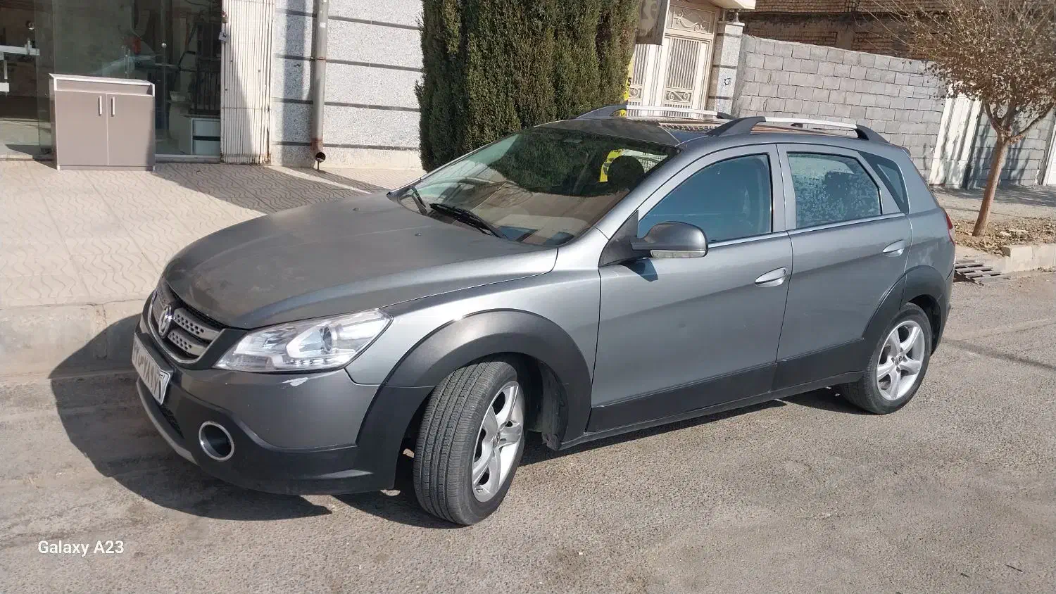 اچ سی کراس|خودرو سواری و وانت|اصفهان, نقش جهان|دیوار