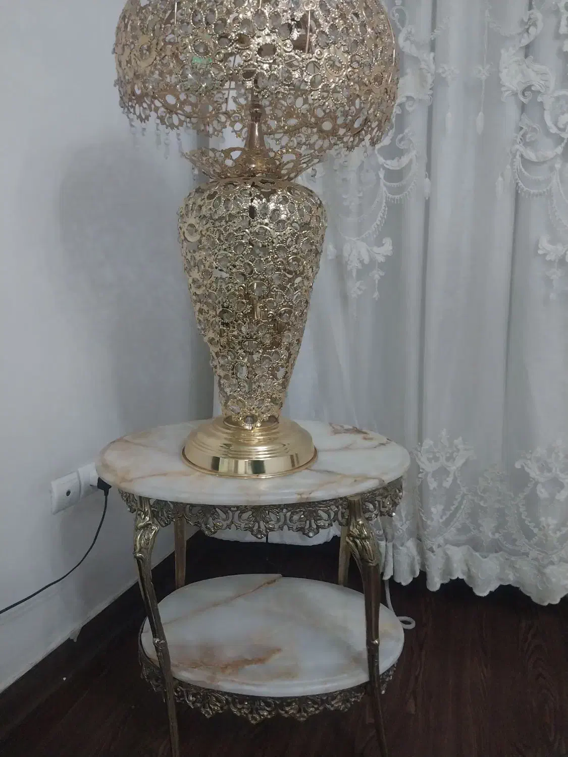 آباژور کاملا سالم ودر حد نو|چراغ خواب و آباژور|چهاردانگه (تهران), |دیوار