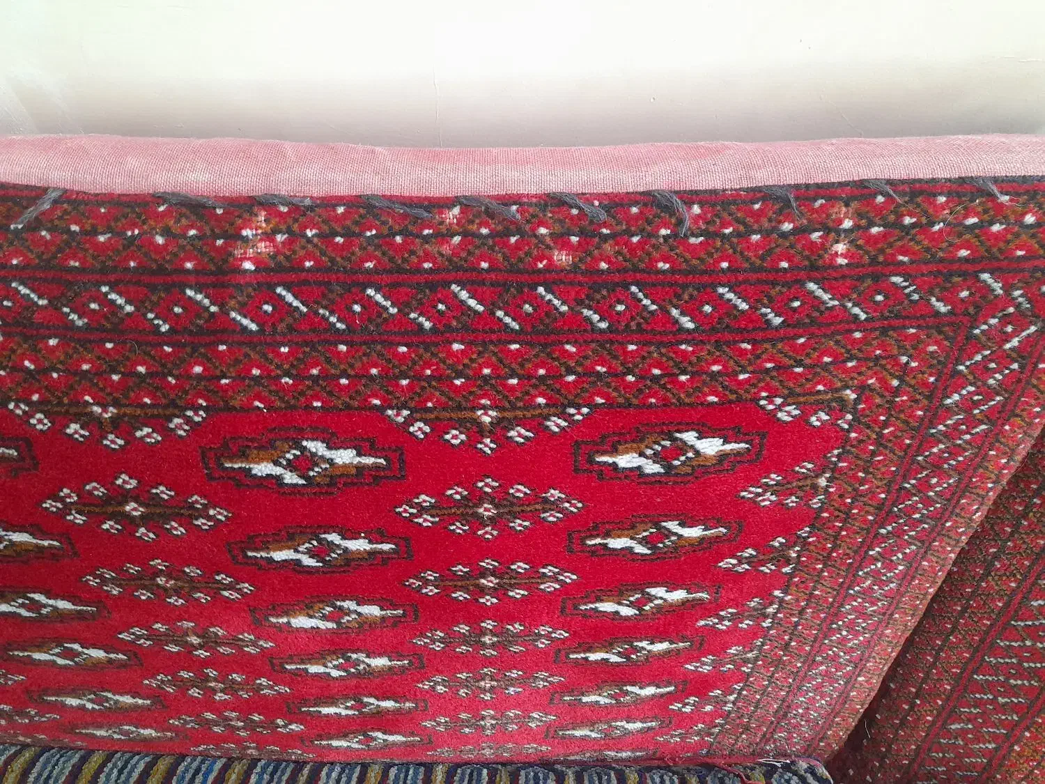 پشتی سنتی|پشتی|زرندیه, |دیوار