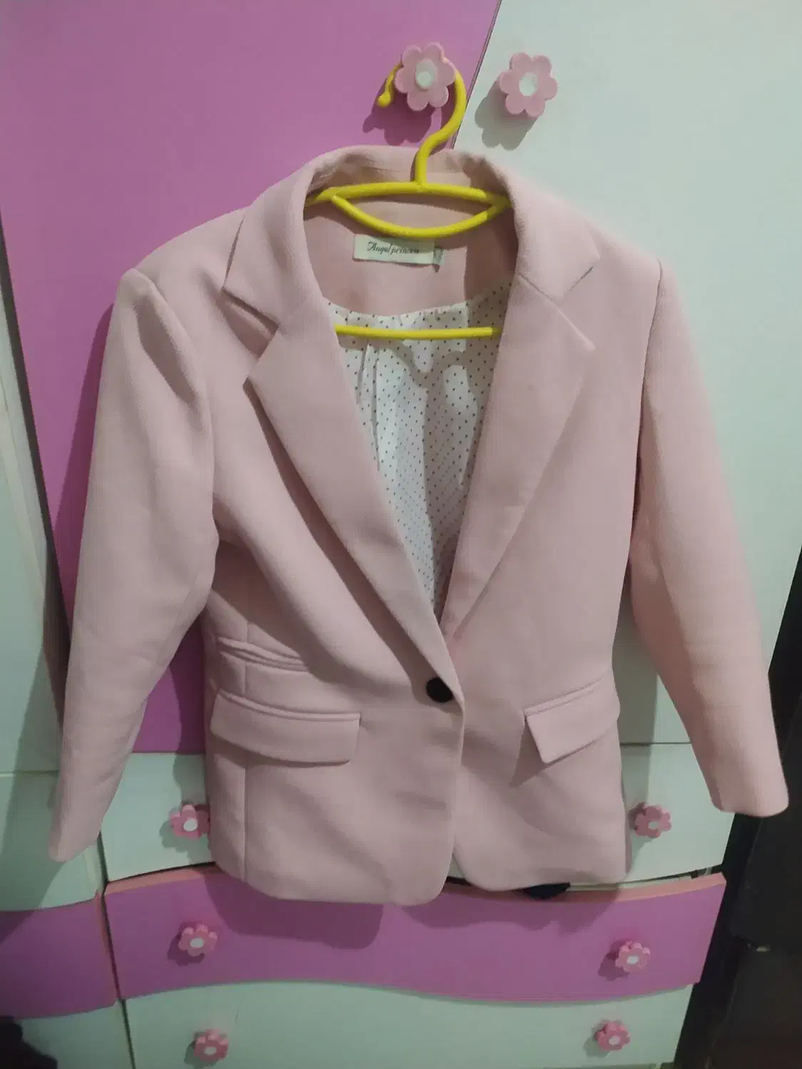 کت مجلسی|لباس|کازرون, |دیوار