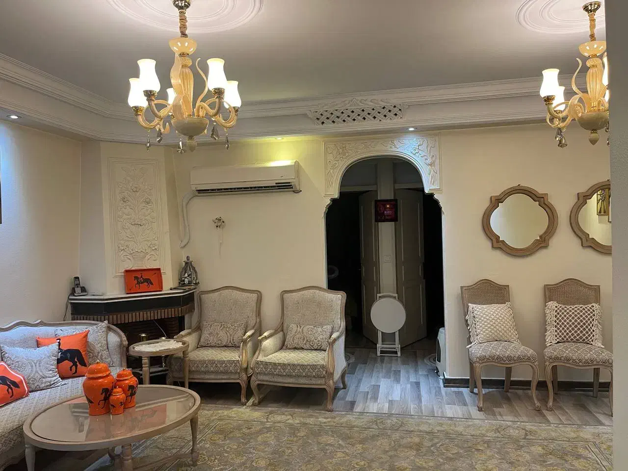 ۷۳ متر دو خواب بسیار شیک طبقه ۳