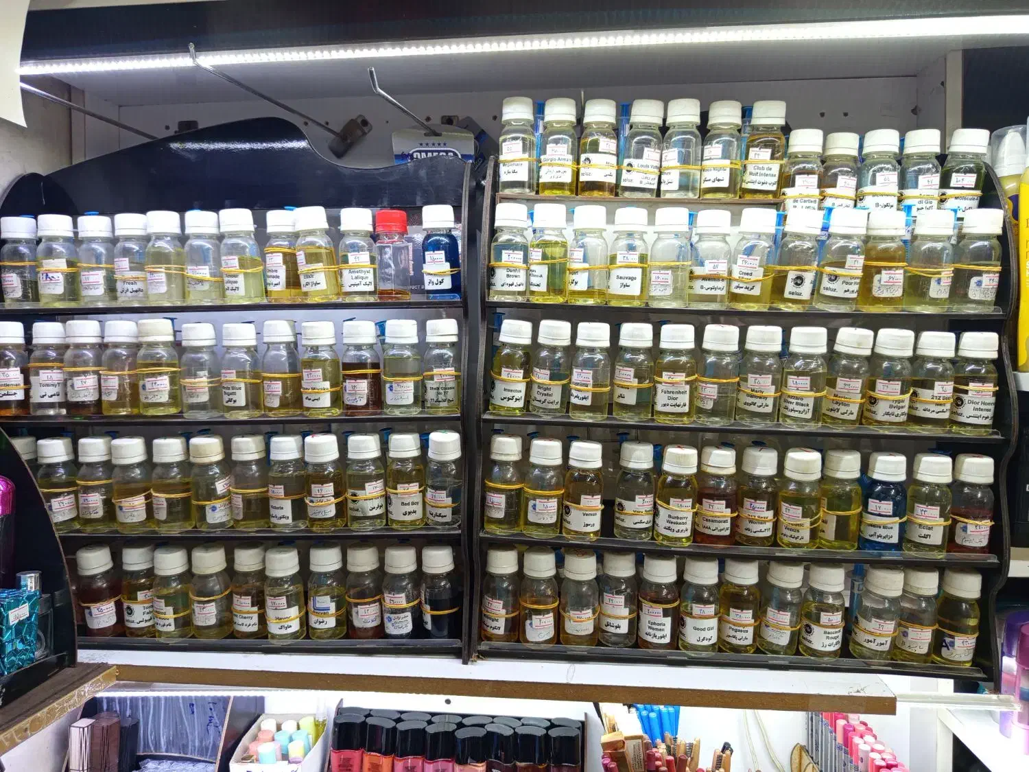 عطر و ادکلن|آرایشی، بهداشتی، درمانی|بیرجند, |دیوار