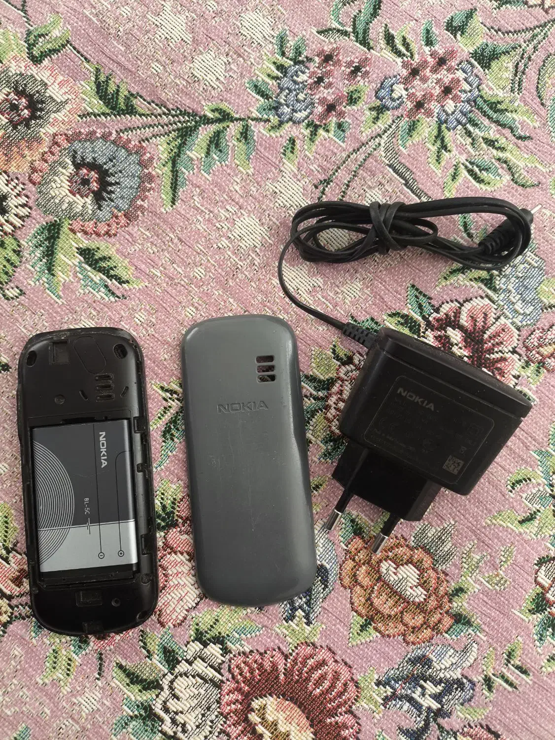 Nokia (فنلاندی) N1280 نقرهای سال 2009 اصلی قدیمی.|موبایل|بوکان, |دیوار