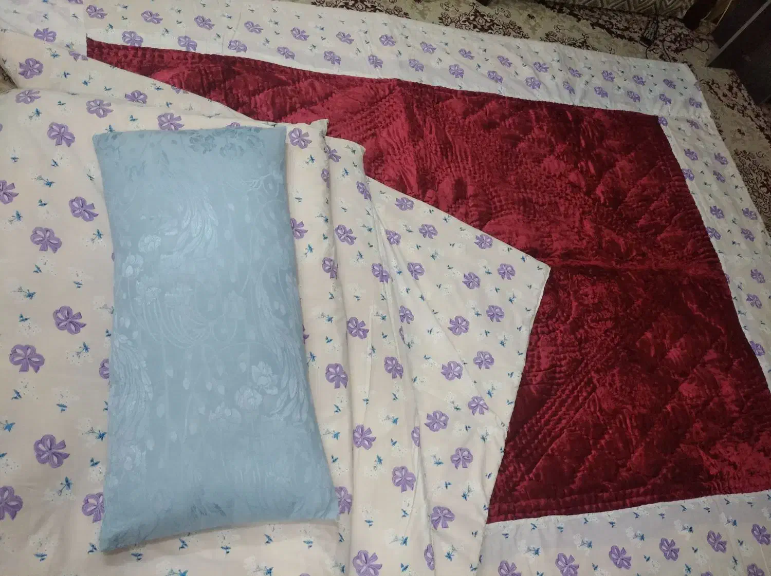 تشک و لحاف پنبه ای دونفره کاملا نو،ملافه شده نو|تخت و سرویس خواب|خمینی‌شهر, |دیوار