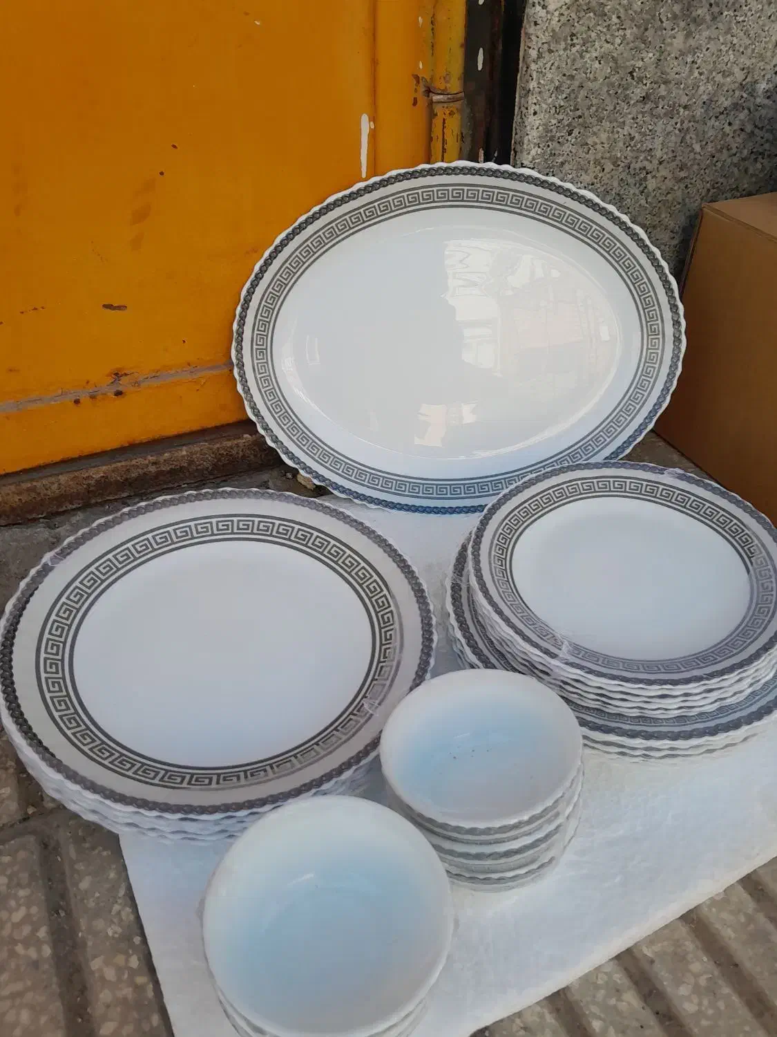 سرویس 25 پارچه ارکوپال و سوپ خوری سایز بزرگ|ظروف سرو و پذیرایی|قم, علی آباد|دیوار