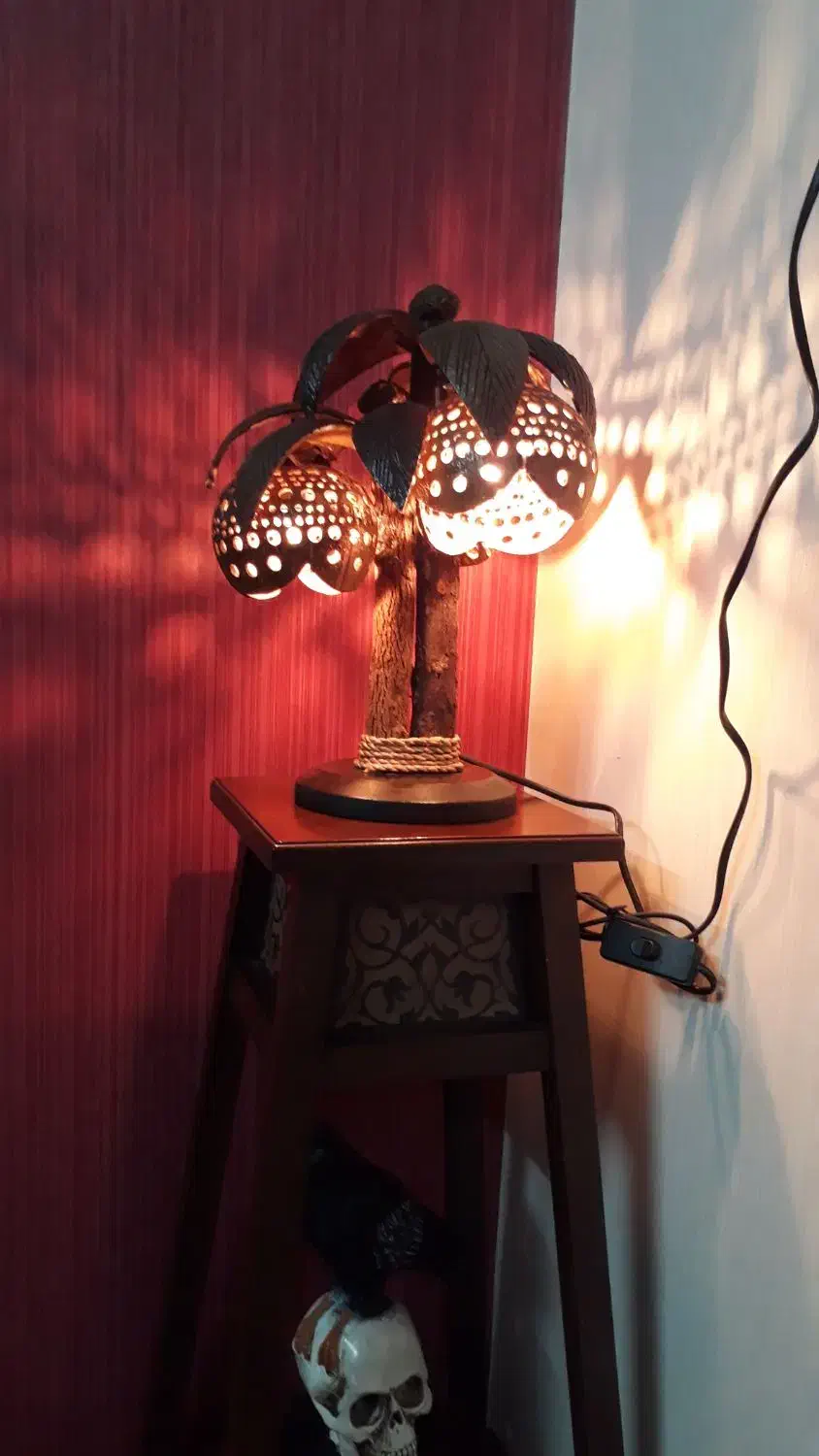 چراغ خواب چوب نارگیل.وارداتی.آنتیک و عتیقه تایلندی|کلکسیون اشیاء عتیقه|یزد, |دیوار