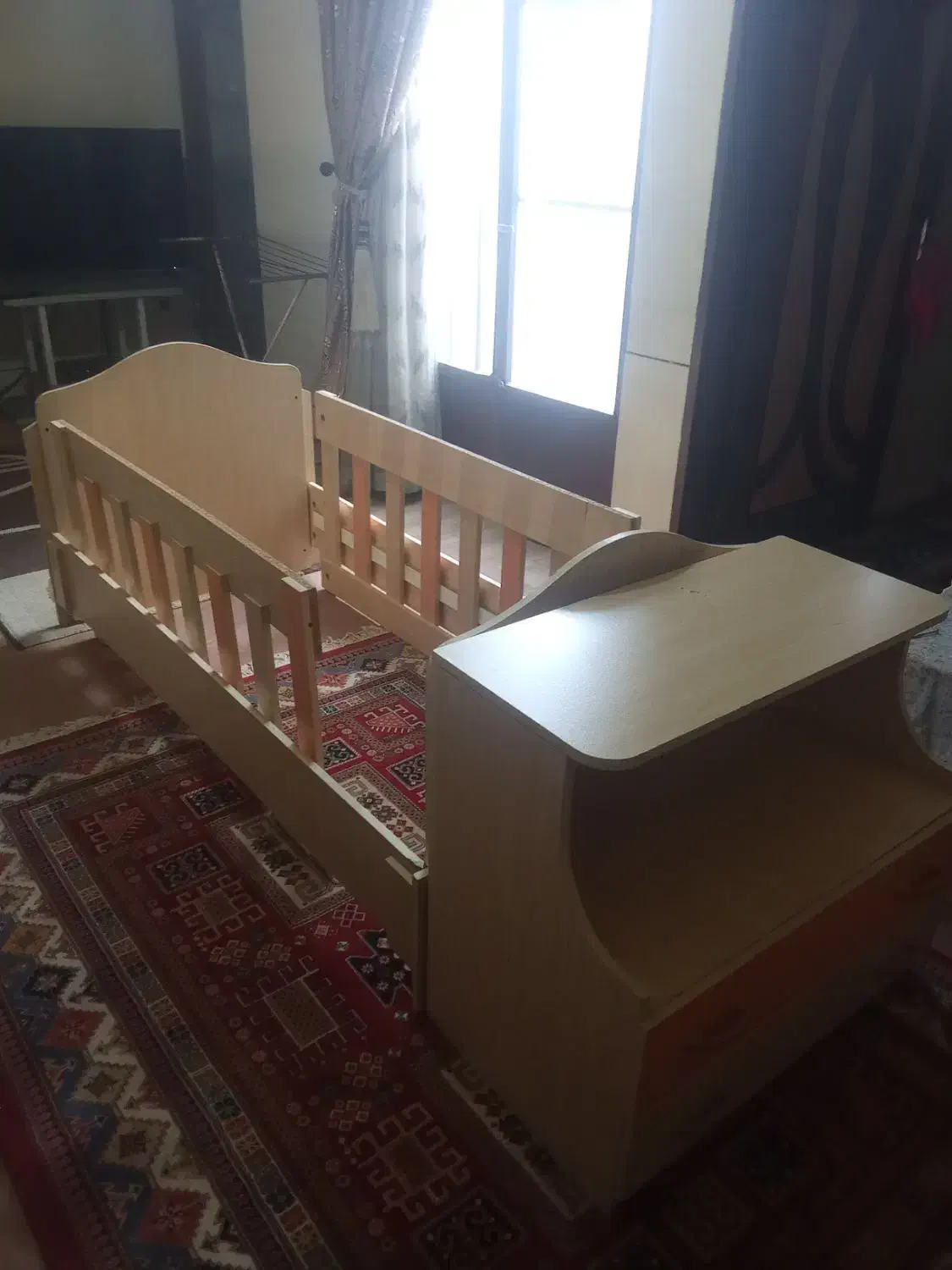 تخت خواب کودک و نوجوان|تخت و سرویس خواب|خمینیشهر, |دیوار