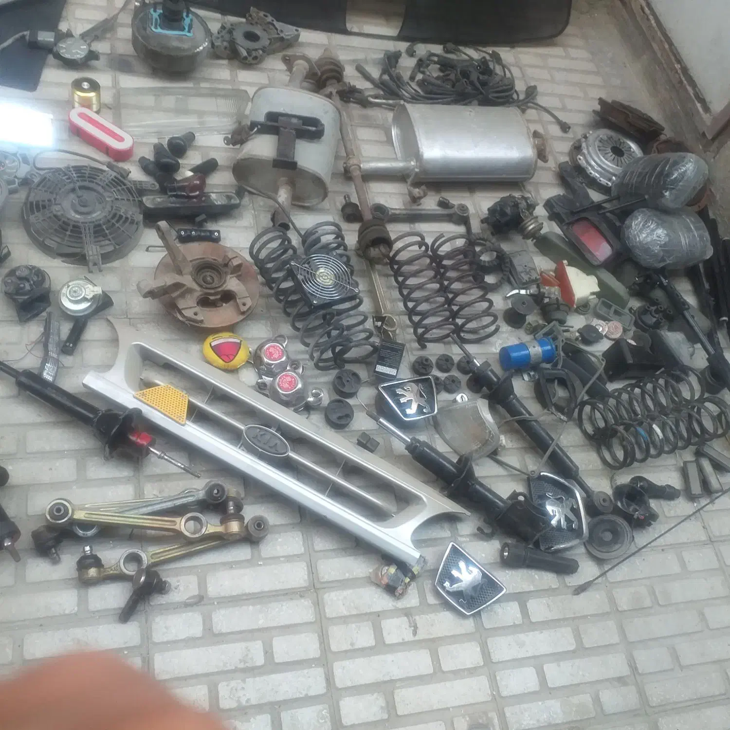 وسایل  پراید و پژو|قطعات یدکی و لوازم جانبی|کرمانشاه, |دیوار