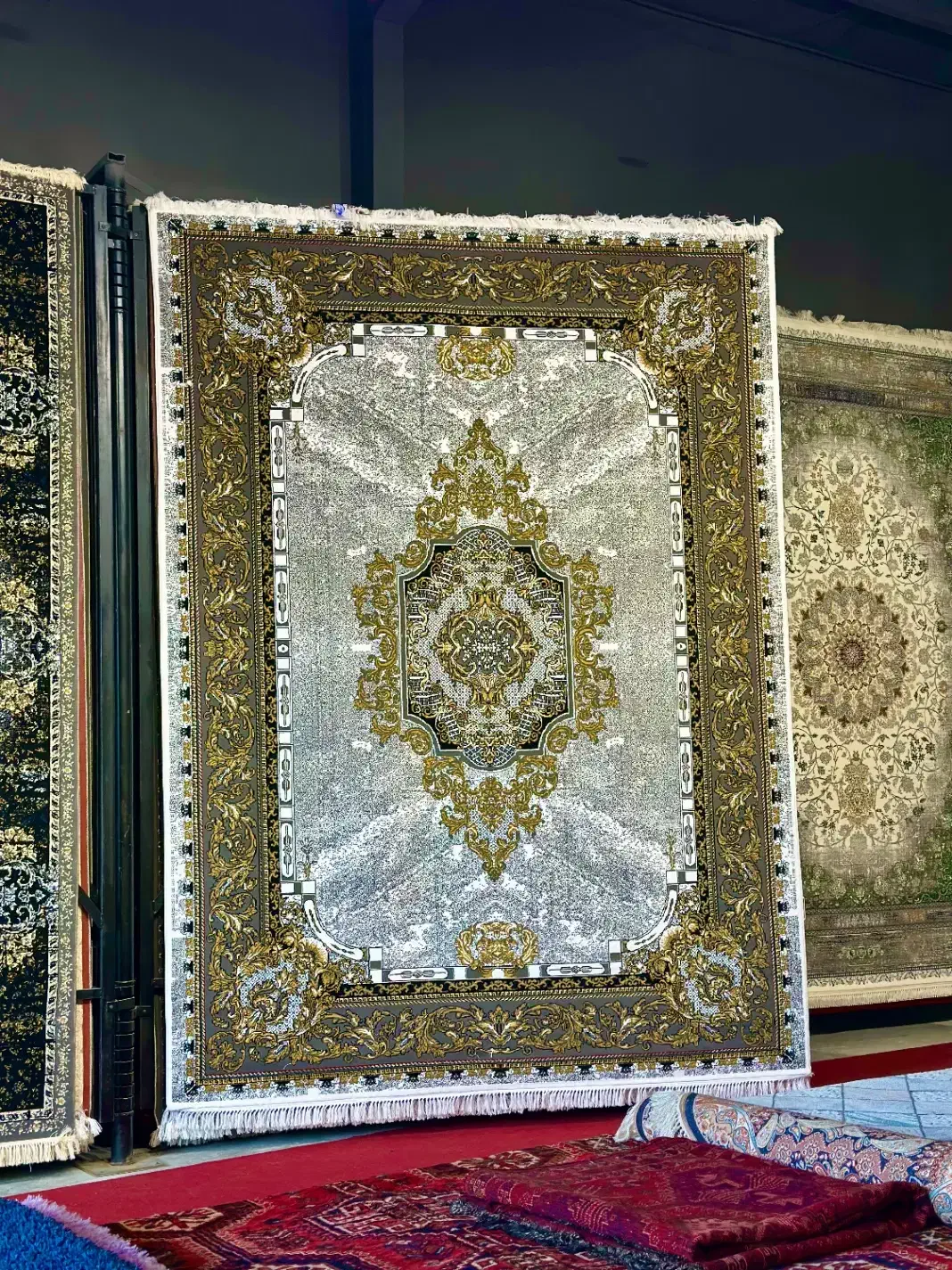 از صفر تا صد فرش|فرش|شیراز, شهرک گلها|دیوار