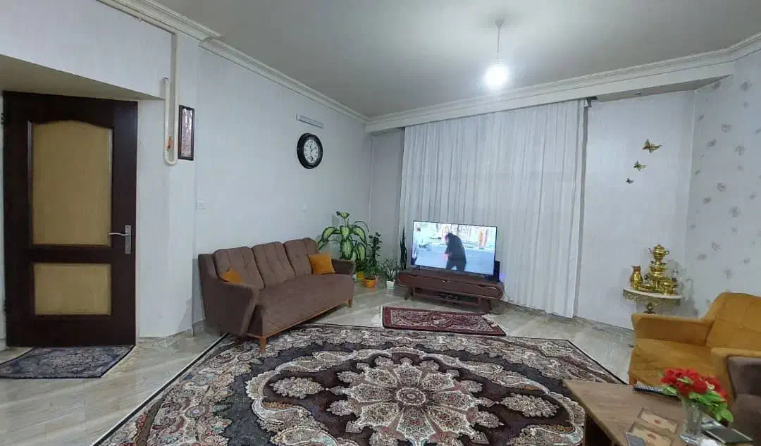 آپارتمان ۸۴ متری کرهرود روبه روی داروخانه بحر ۱۸|فروش آپارتمان|اراک, |دیوار