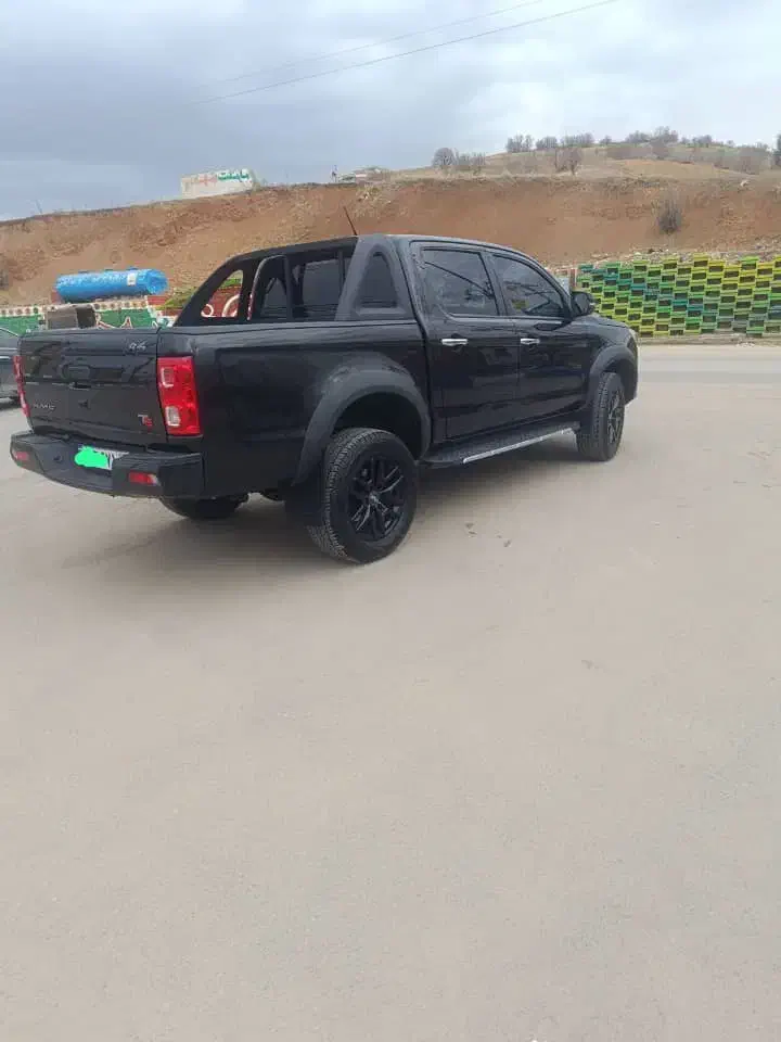 کی ام سی t۸|خودرو سواری و وانت|جوانرود, |دیوار