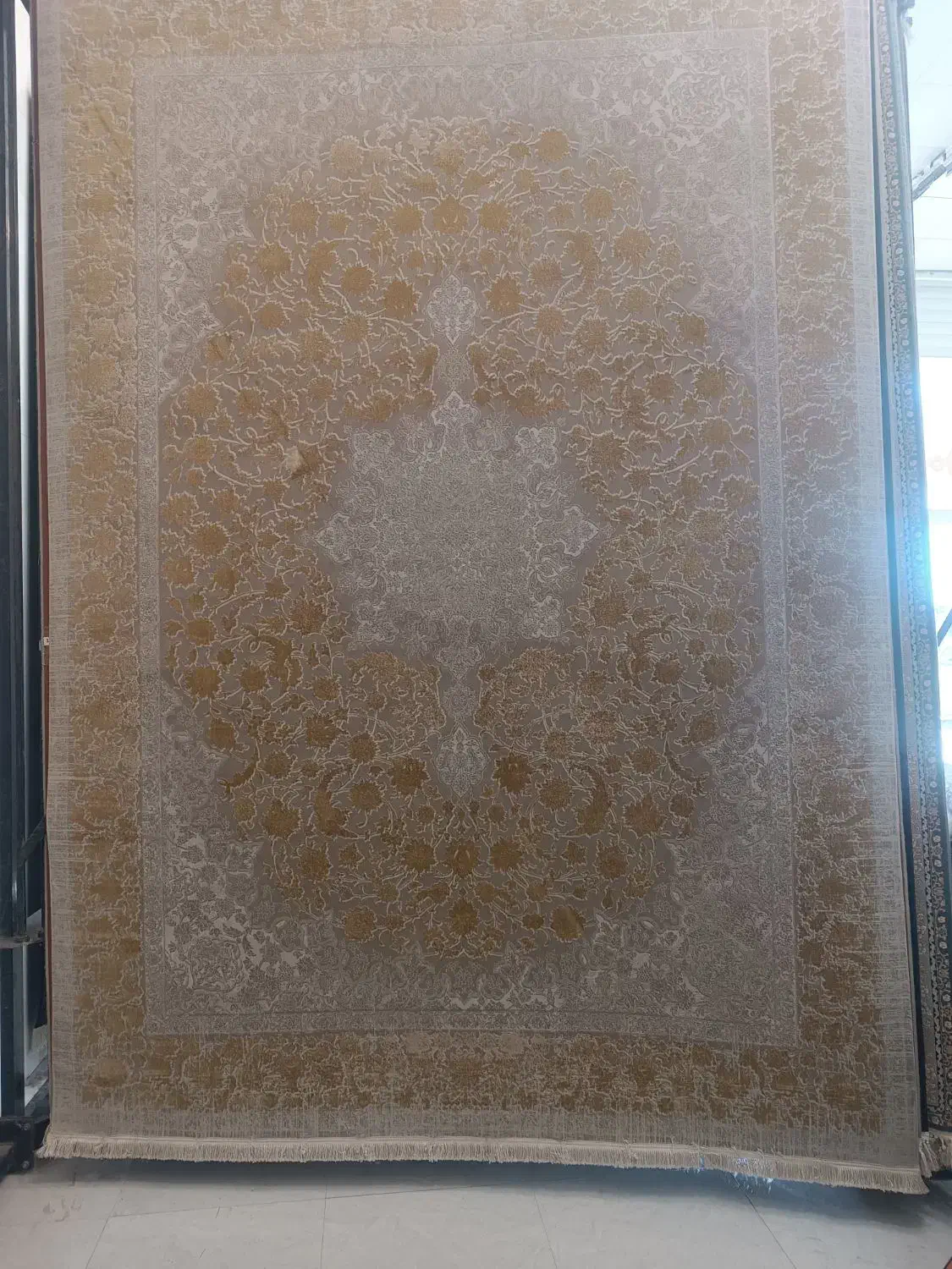 استوک|فرش|آران و بیدگل, |دیوار